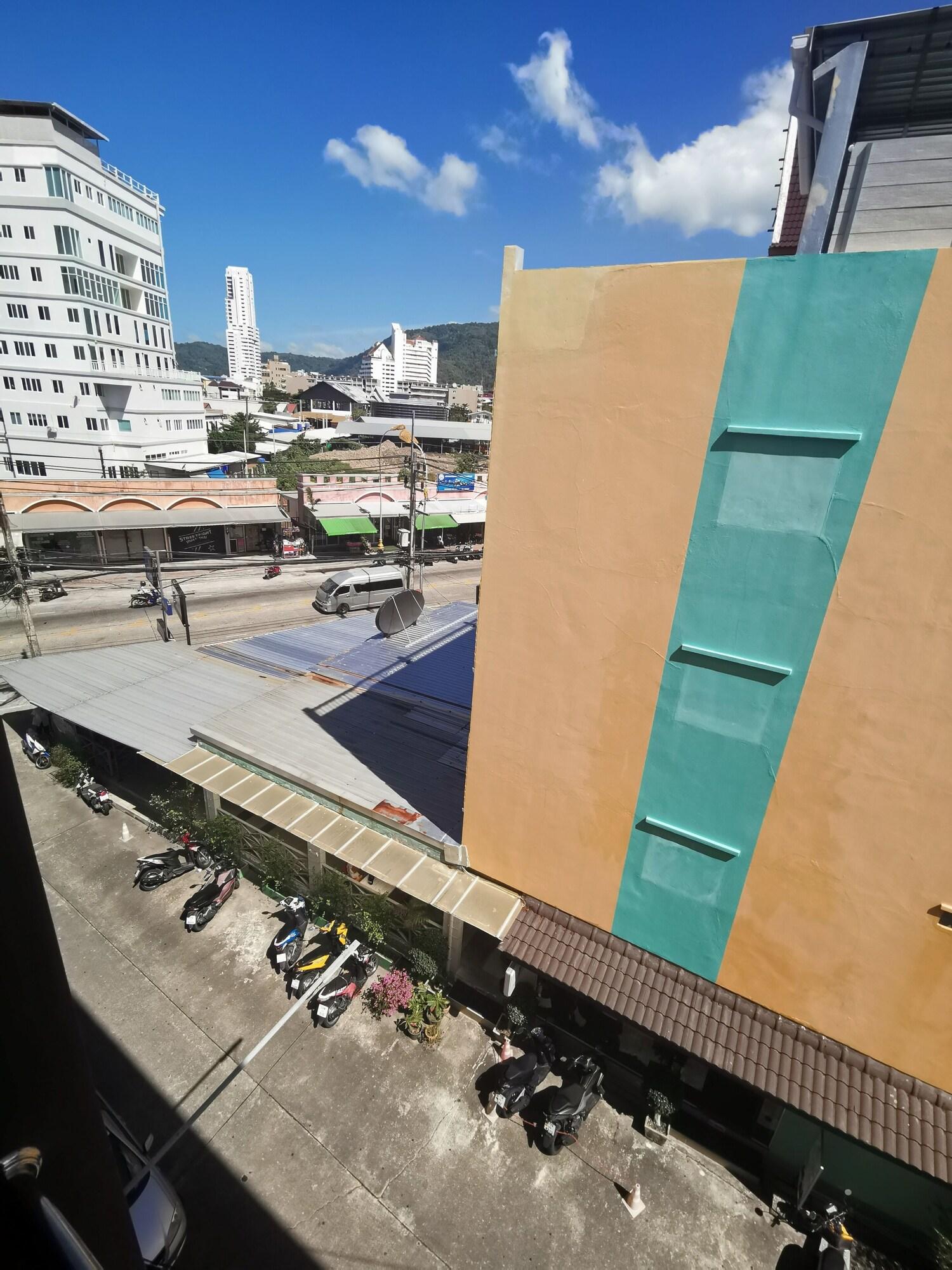 Fish And Summer House Patong Екстер'єр фото